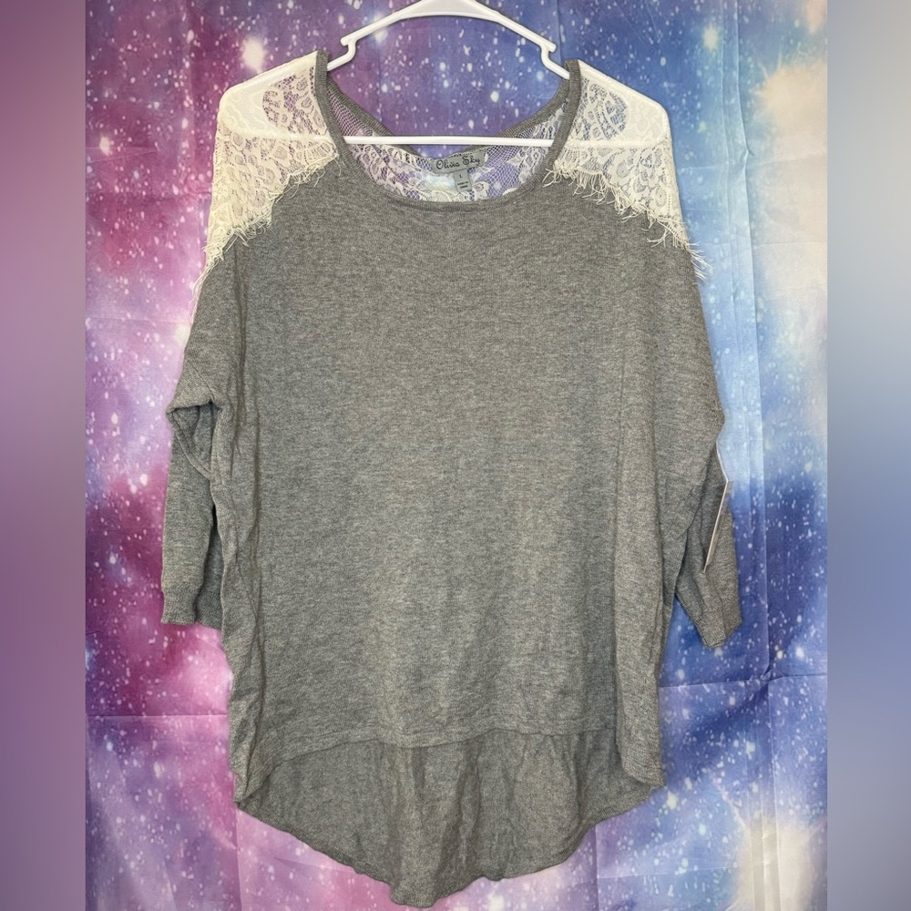 New Olivia sky blouse 🛍